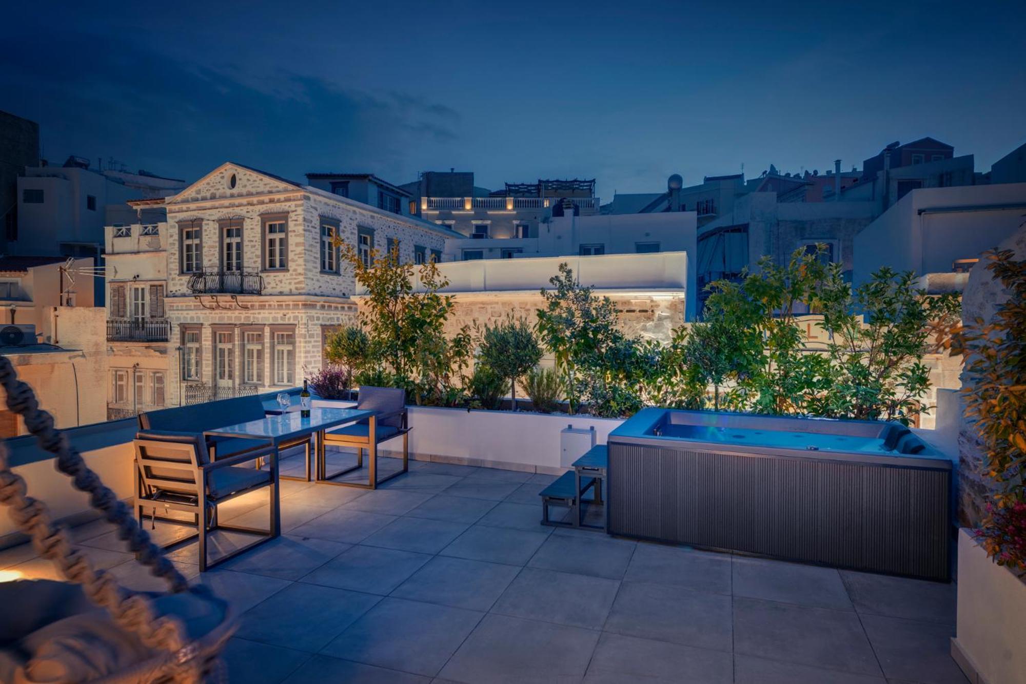 Ninemian Suites Syros Ermoúpoli Extérieur photo